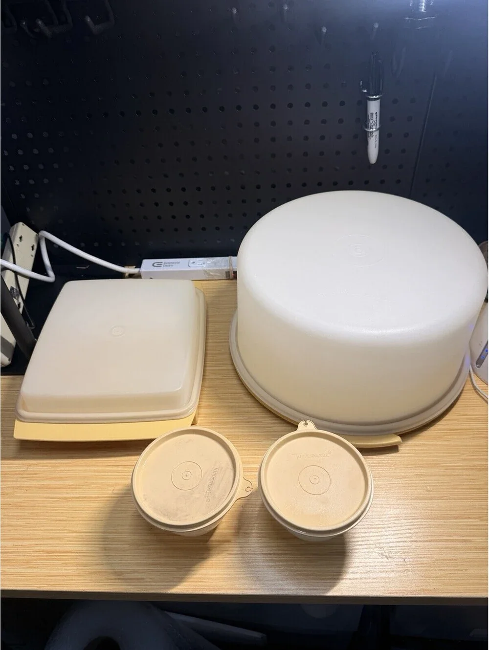 VTG 8 Pc Tupperware Bundle Deviled Eggs And Large Cake Carrier Harvest Gold
